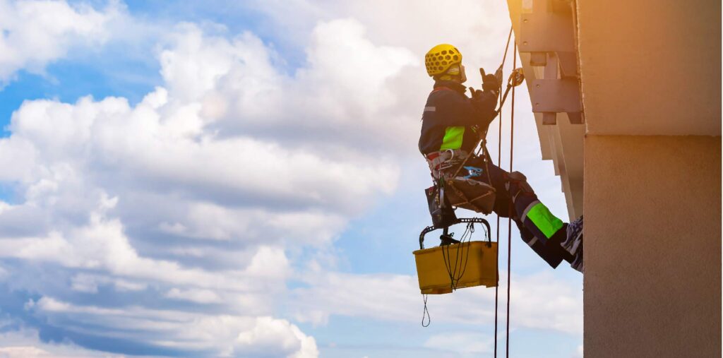 Trabajos en altura en qué consisten